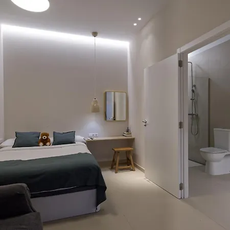 Apartment Osito Hub - Esteban Ballester *