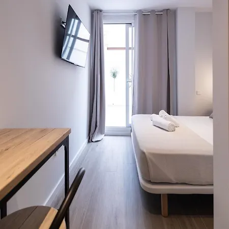 Yard Patraix By Concept Flats 3*