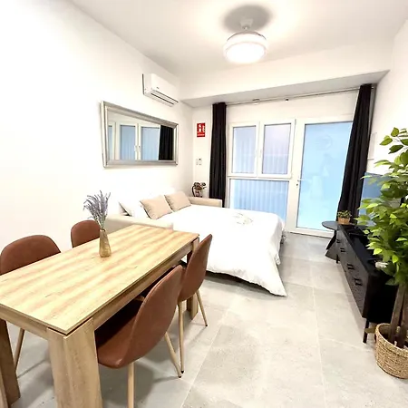 Apartment Convenient, Charming 15 Mins From Center Valencia