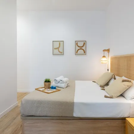 Travel Habitat Ruzafa Lofts 公寓