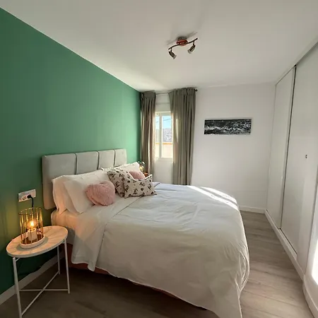 Daire Petite Penthouse With The Sunniest Terrace In *