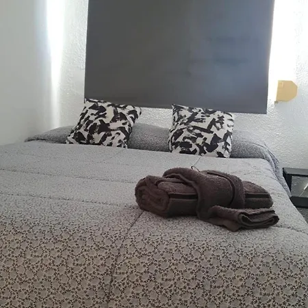 Matrimonio Tranquila En Vivienda Compartida Séjour chez l'habitant Valence