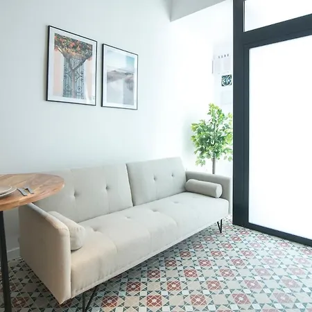 Comodo Estudio En Apartamento Valência
