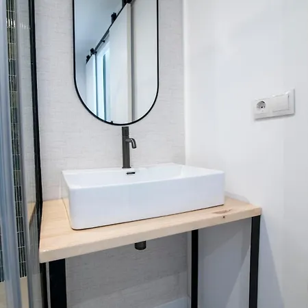 Comodo Estudio En Apartamento *