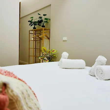 Cozy & Stylish Loft Near Center 公寓