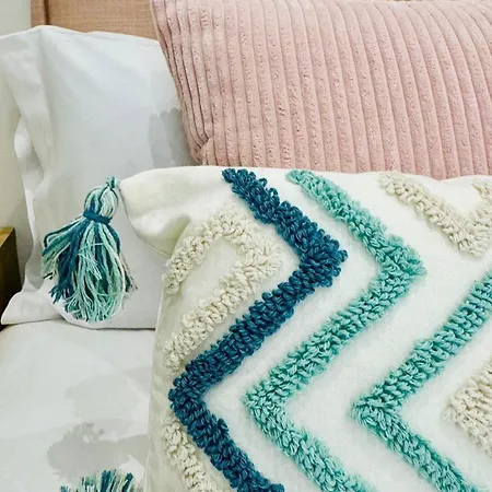 Апартаменты Bright & Stylish Flat Close To Center