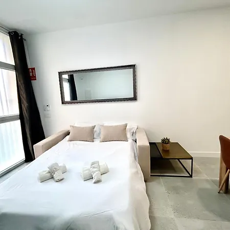 Appartamento Getaway - Jacuzzi, Space & Comfort *