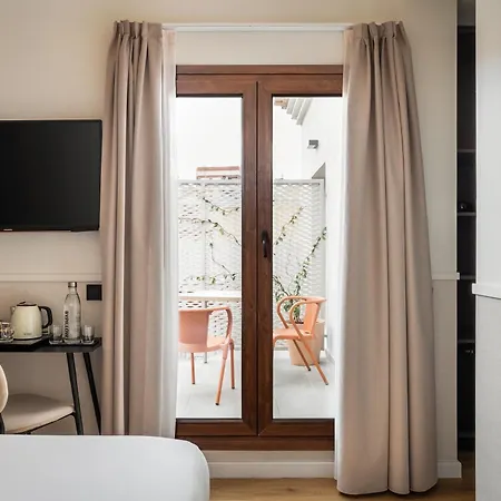 Pensionat Bypillow Sinfonia Valencia