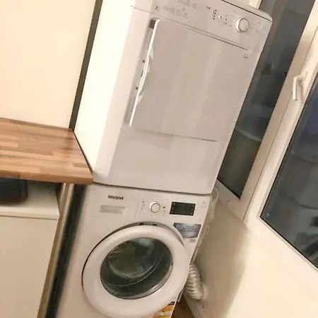 Spacious In With Sea View - 160 Sqm Valence