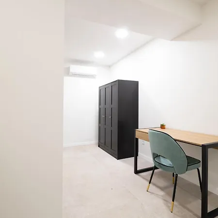 Ag7 Loft Espaciosos Estudios Con Terraza Cercanos Al Metro Zona Ayora Appartement Valencia