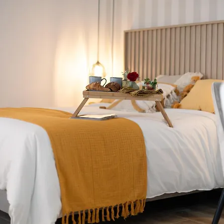 Apartmanhotel Dormforyou Ciudad De Ciencias Terraza