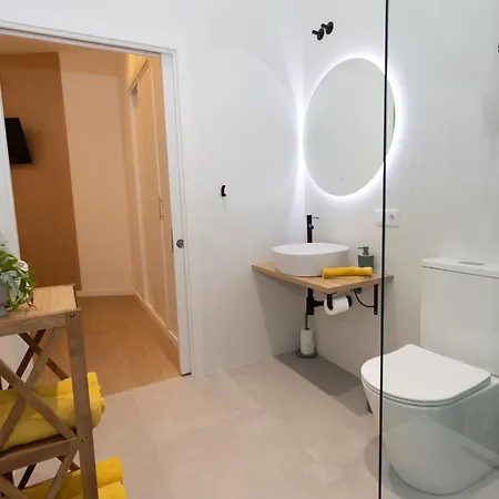 Διαμέρισμα Casa Novi - Close To Beach, Center & Metro *