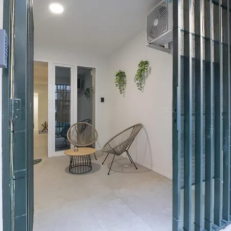 Ag7 Loft Espaciosos Estudios Con Terraza Cercanos Al Metro Zona Ayora Appartement *