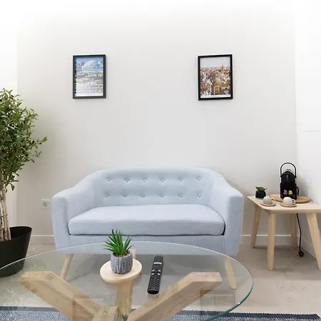 Ag7 Loft Espaciosos Estudios Con Terraza Cercanos Al Metro Zona Ayora Appartement