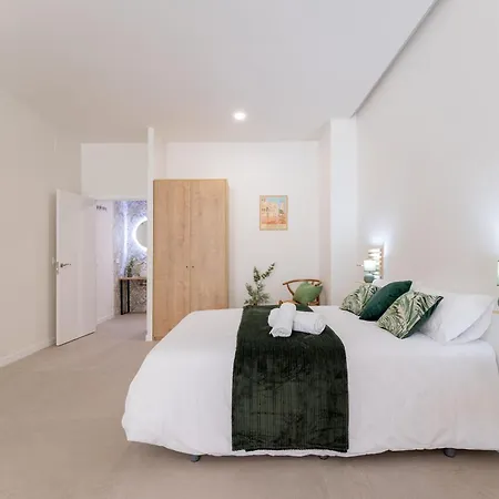 Rm29 Loft - Espacioso Estudio Con Terraza En Zona Ayora דירה