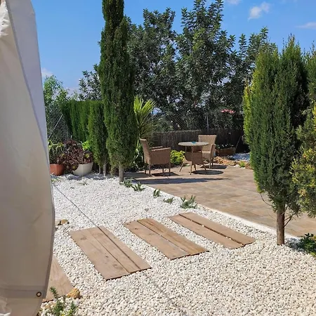 Les Moreres A Space For Tranquility בית נופש