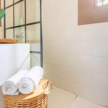 Les Moreres A Space For Tranquility *