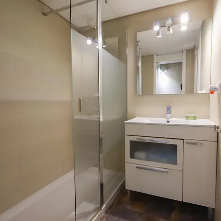 Apartment Apolo 4 *