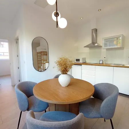 Blanq Marina 아파트호텔 4*