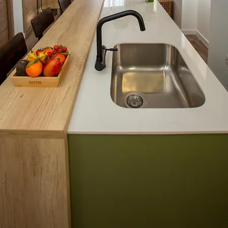 Tenerias Corp, 1 Piso *