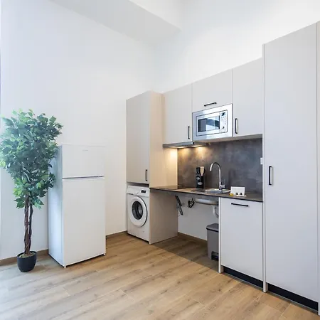 Les Arts Plaza By Concept Flats *