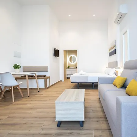 Les Arts Plaza By Concept Flats