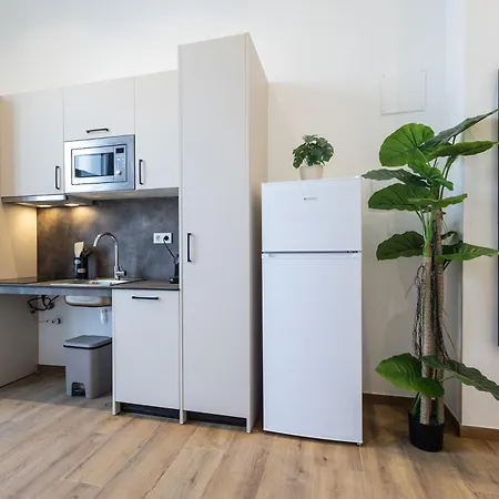 Les Arts Plaza By Concept Flats