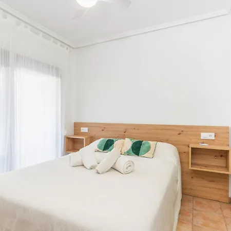 Confortable Apto En La Playa A 10min De