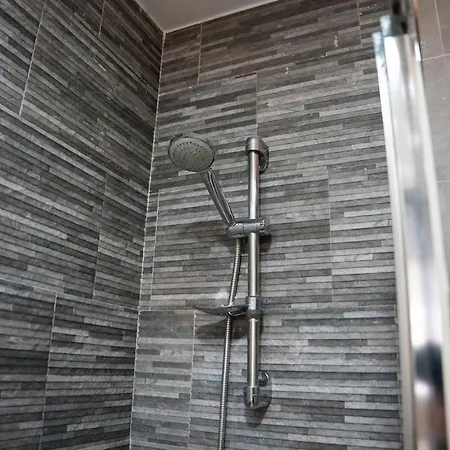 A 7 Minutos De La Playa Y Cerca De La Estacion De Autobus Apartment Valencia