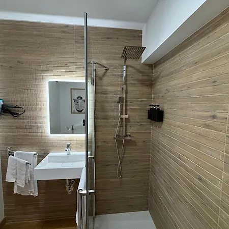 Apartment 1 Port