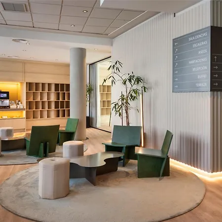 瓦伦西亚科学城b&b酒店 酒店