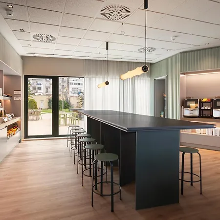 瓦伦西亚科学城b&b酒店 酒店 3*