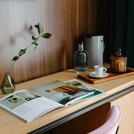 Hotel Room Mate Collection Helen Berger 4*