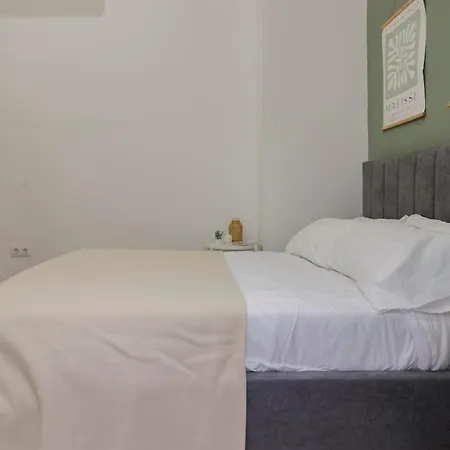 Parque De Cabecera & Bioparc Apartment * バレンシア