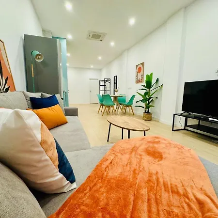 Flat B - Wide & Beautifull Flat Near Historic Center *