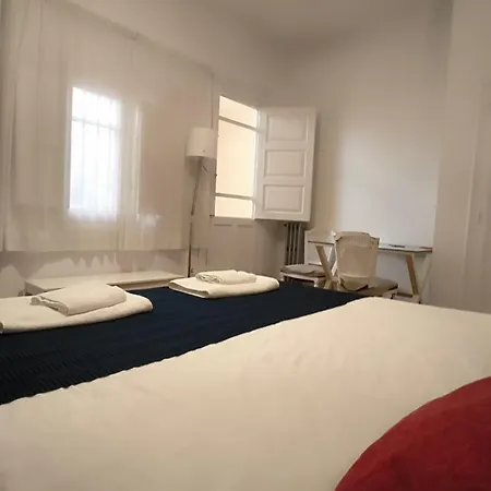 Bed & Breakfast 7 Moons Valencia