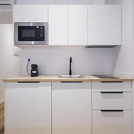 Lola By Concept Flats Apart Otel Valensiya