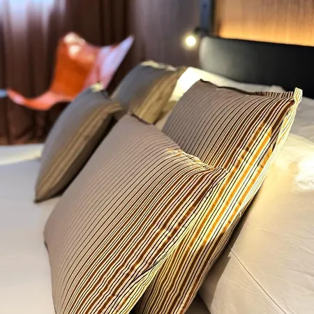 Arena Select Hotel 3*