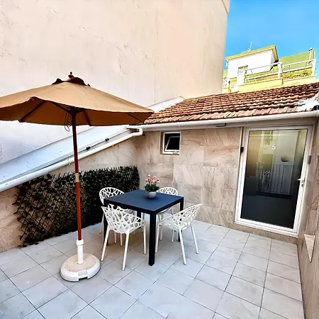Loft Independiente Con Piscina Compartida En Centro De Apartment *