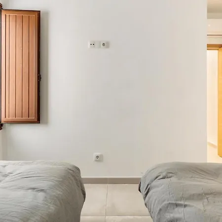Vivienda Junto A Ruzafa - 12 Pax Y Mas アパート バレンシア