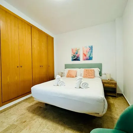 Abat 1 Cool & Wide Flat Next To The Cathedral Valencie