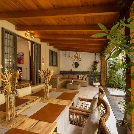 Portrait Boutique بيت ضيافة *