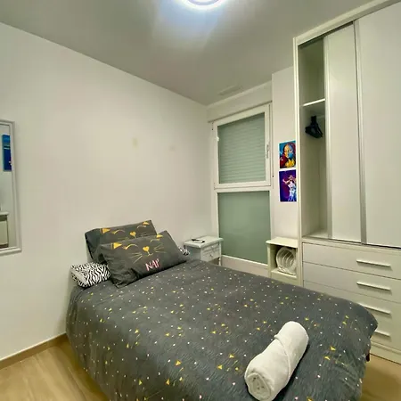 Frente Estacion De Tren Joaquin Sorolla Valencia