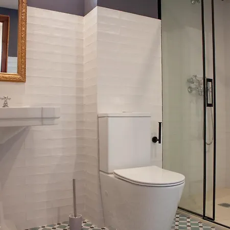 Apartment Luxury New 10 Min Walk To The *
