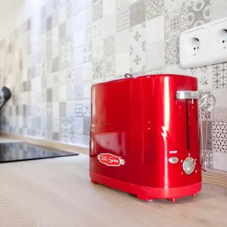 New 4 Pax Front Station Wifi Apartment *