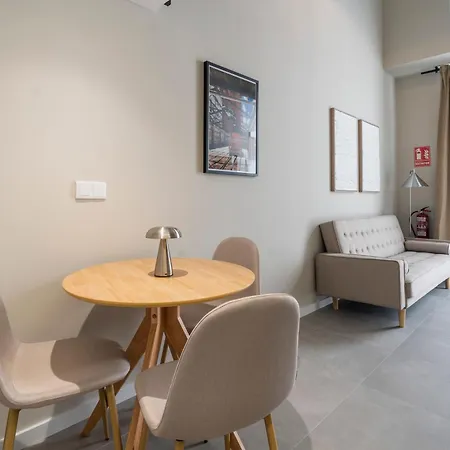 Apartmanhotel Vlc Host - Sumsi