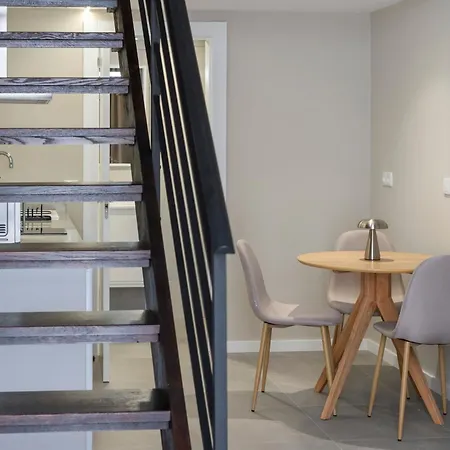 Vlc Host - Sumsi Apartmanhotel