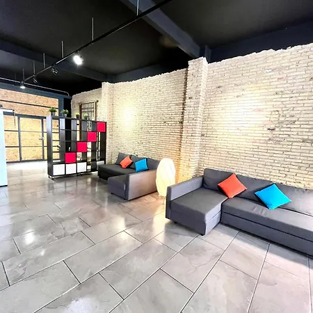 Iy Loft 4 - Open Plan Garage Style - Up To 4 People * 발렌시아