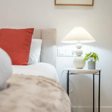 Flats Poeta Serrano Apartamento *