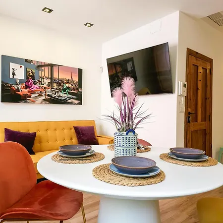 Apartment Luxury New 10 Min Walk To The Valencia